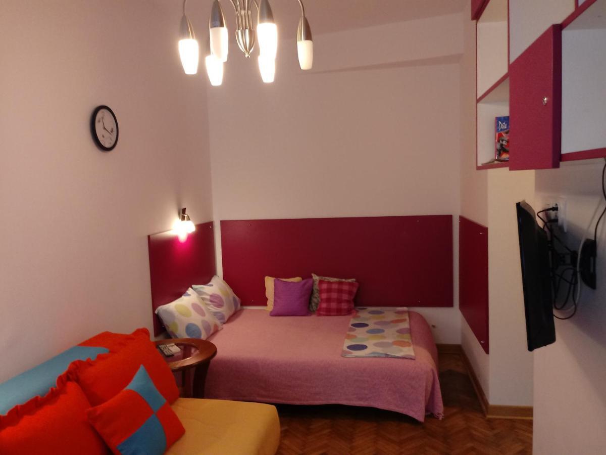 Slavija Square Appartement Belgrado Buitenkant foto